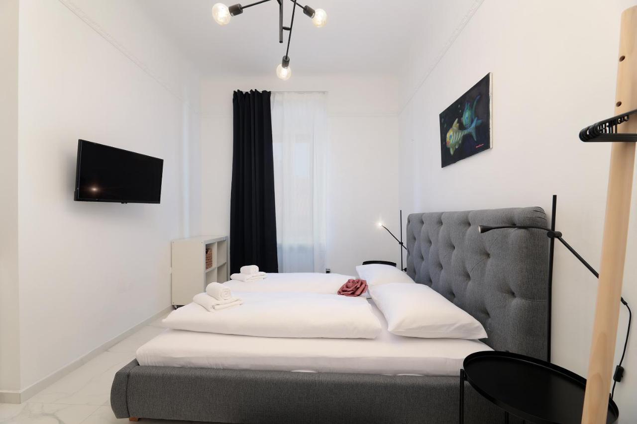 Apartments Luan Rijeka Exterior photo